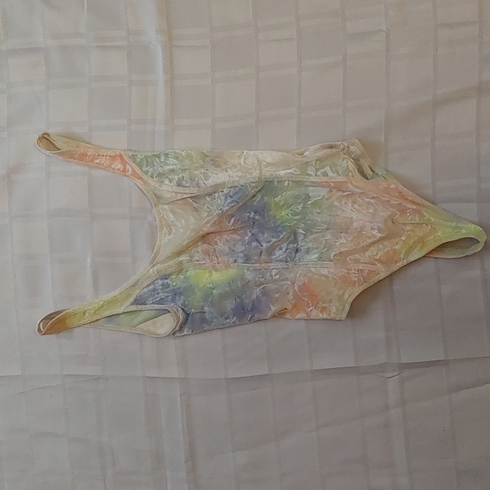 Aritzia Wilfred Free Halsey Soft Rainbow Tie Dye